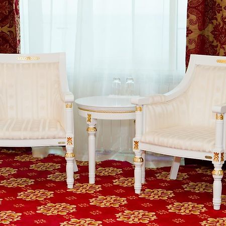 Complex Aristrocratos Hotel Мамая Екстериор снимка